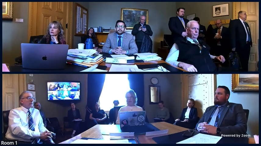 Henri June Bynx.